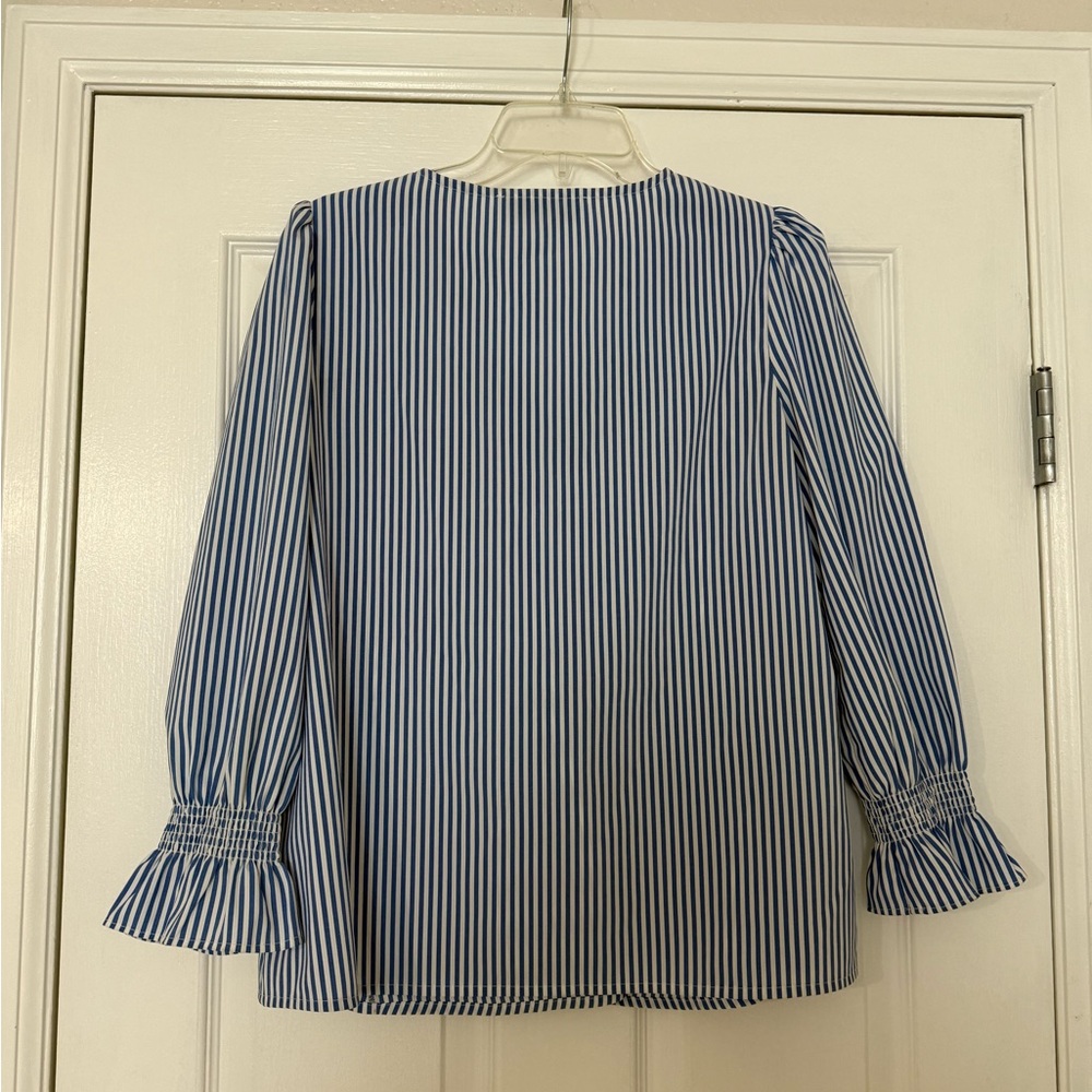 Tuckernuck Blue Easton Striped Blouse Size Small - Picture 5 of 5